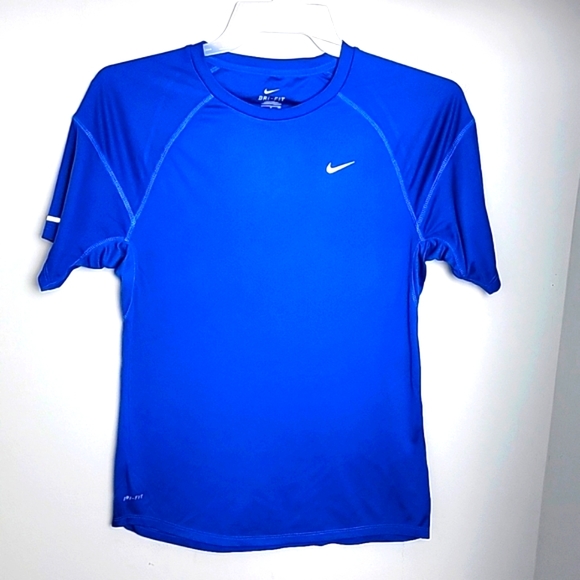 Men's Nike Shirts - Picture 1 of 5